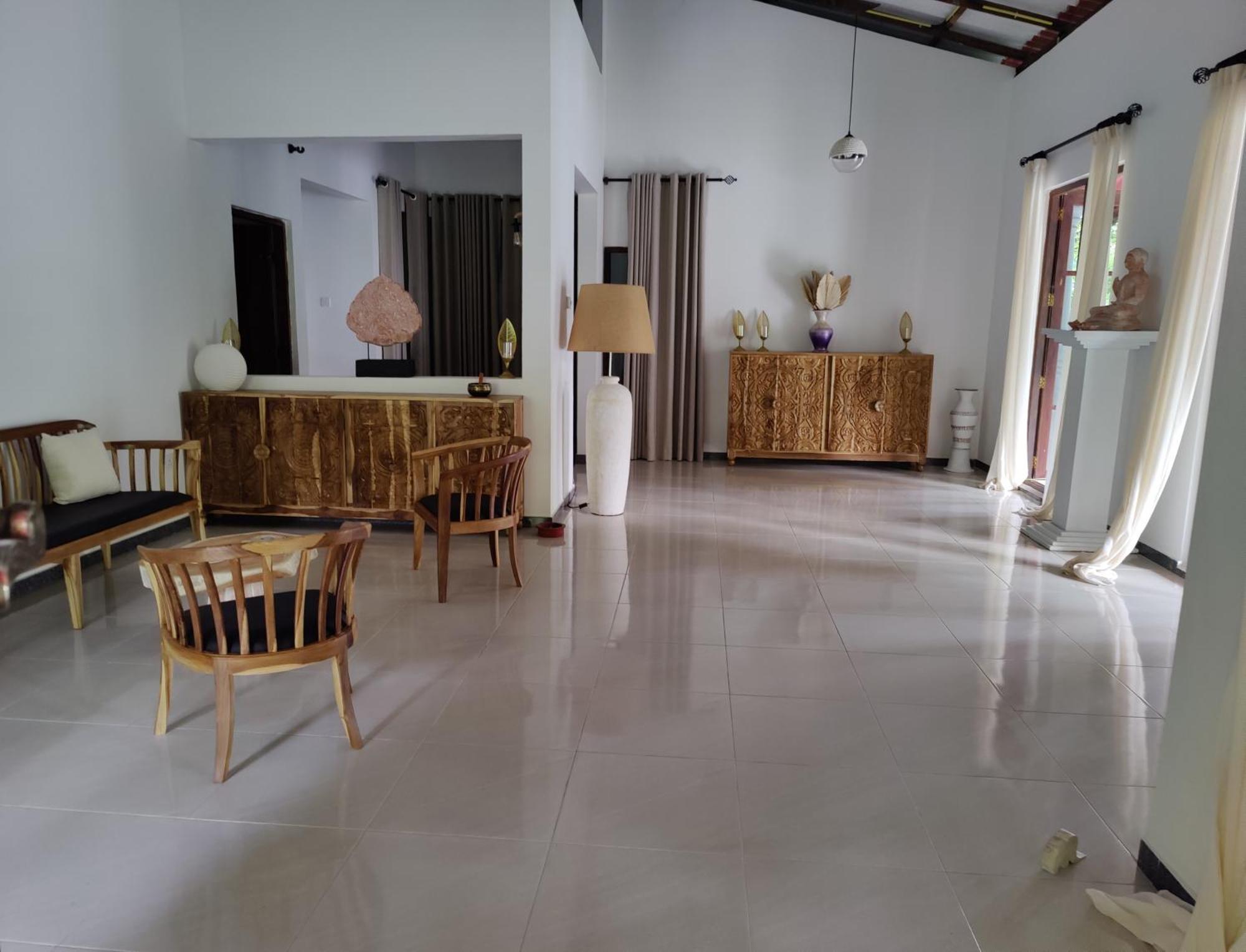 Villa Lyvie Ayurvedic Hotel แทนกาลเล ภายนอก รูปภาพ